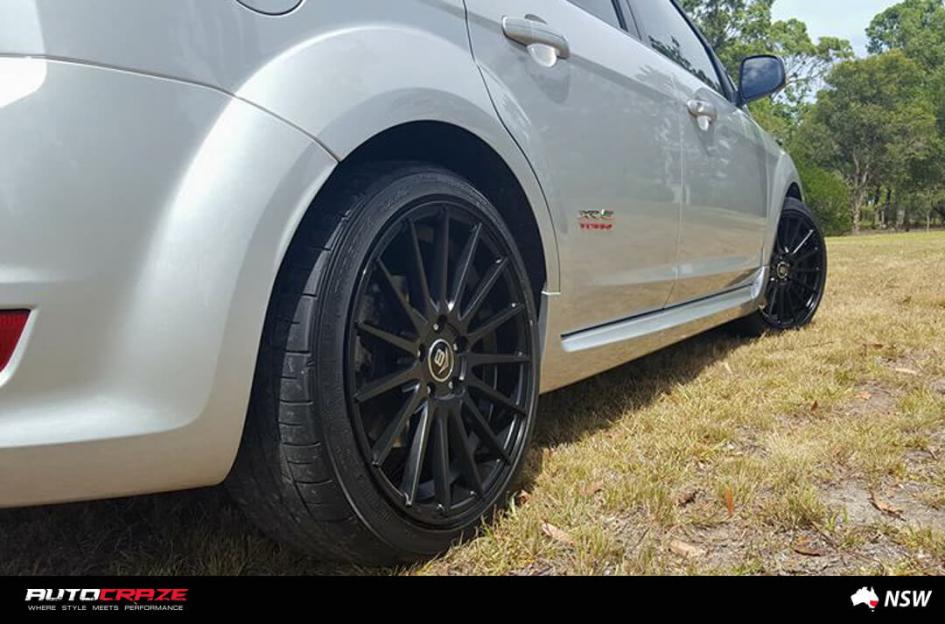 FORD FIESTA LUX MATTE BLACK
